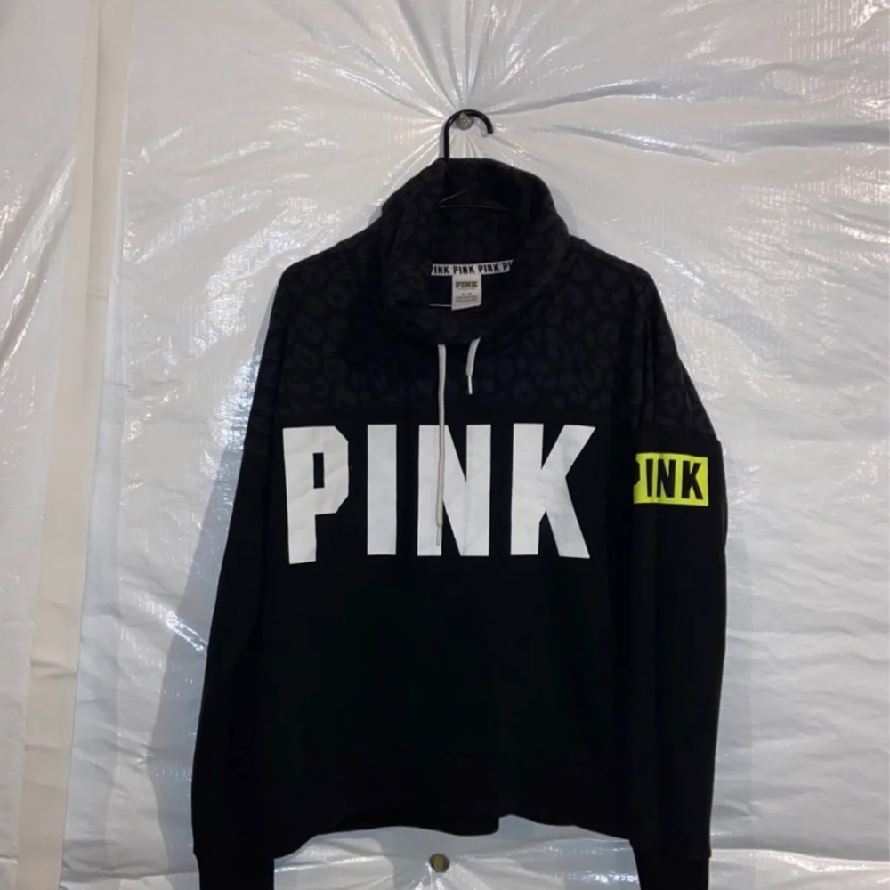Victoria secret pink cheetah cowl neck pullover m